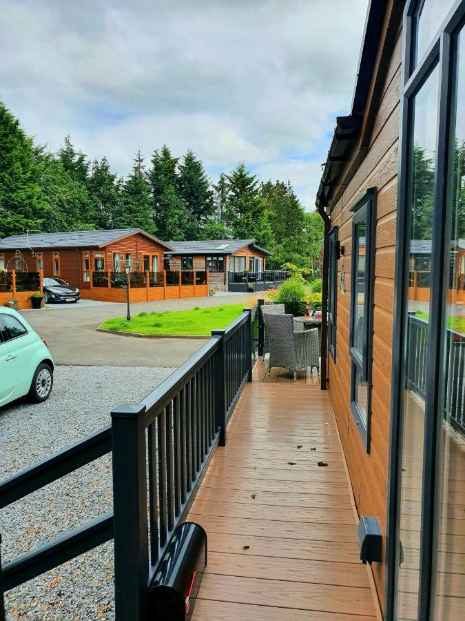 Grand Eagles Luxury Lodge, Auchterarder Perth Exteriör bild