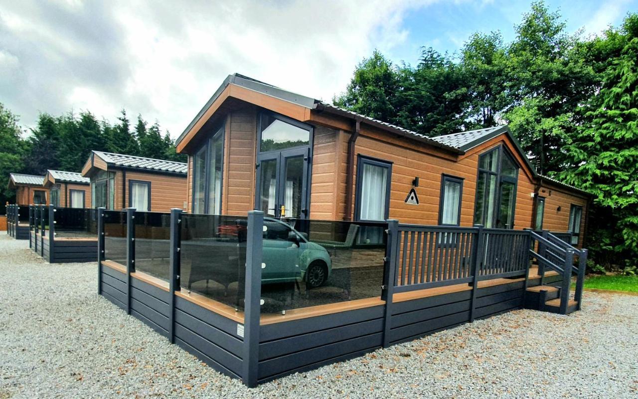 Grand Eagles Luxury Lodge, Auchterarder Perth Exteriör bild